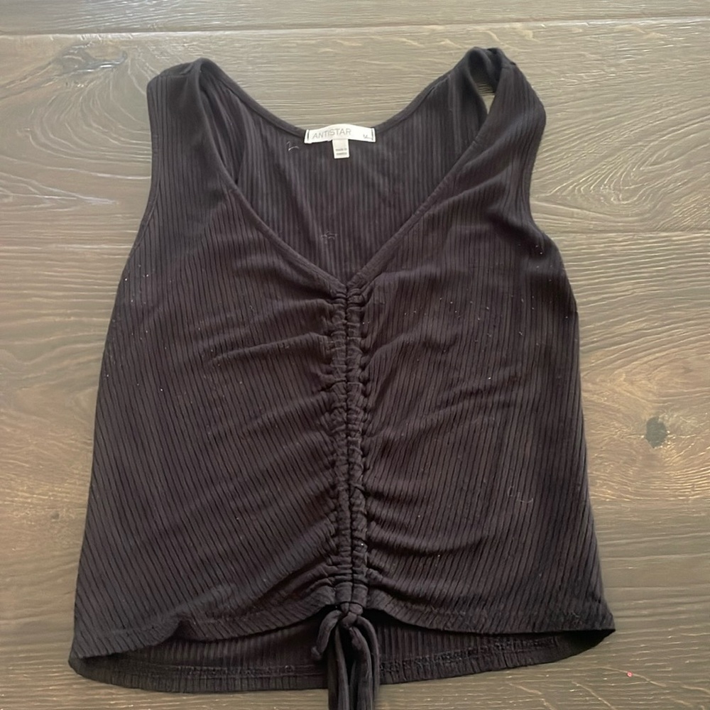 black adjustable cropped shirt